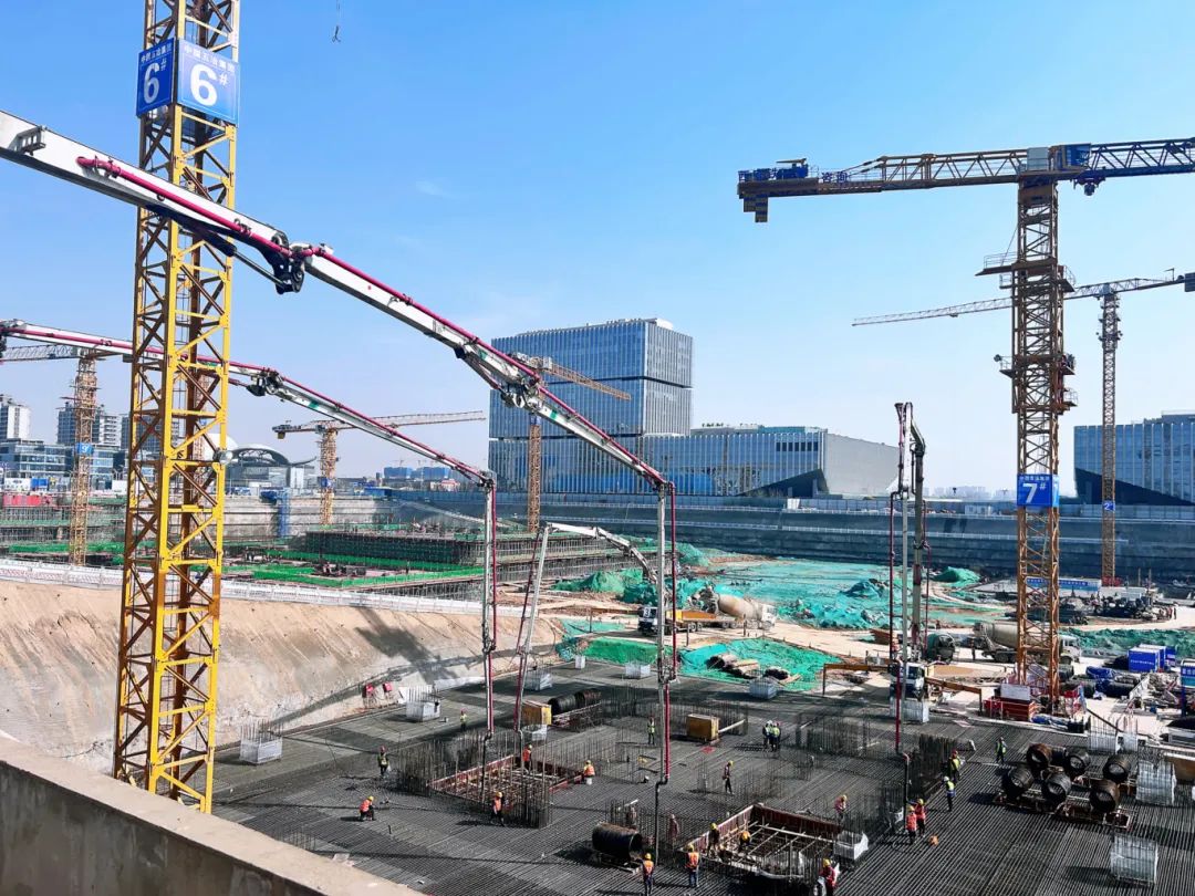 提前11小时！尊凯实业大米数泵车赋能高效施工