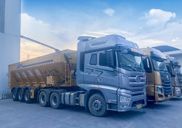 e086ce82a2e147128b5029c8a8e580f8