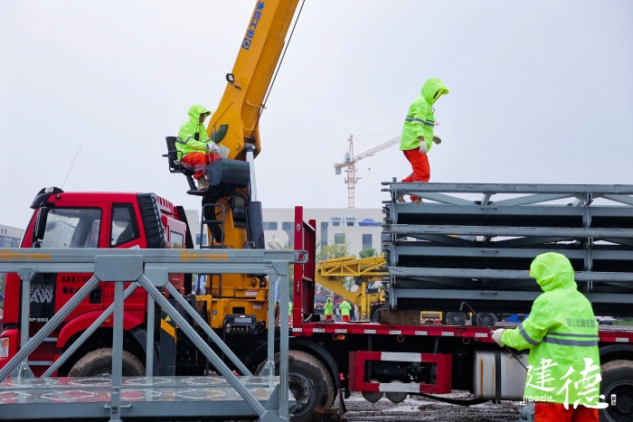 20分钟一座应急桥！！！尊凯实业加入2024年省级公路与运输突发事务应急演练