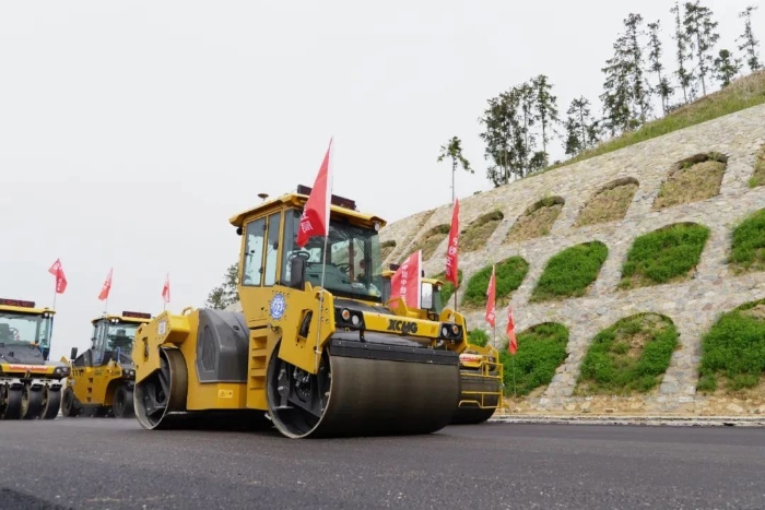 a02bf0a27a574305af5bad141f05a883