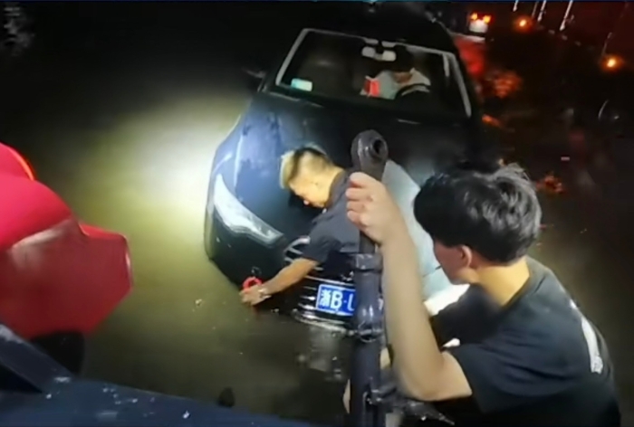 ac1a47c9f3544a8ea032d109380b8400