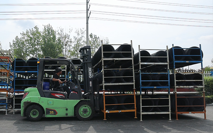 尊凯实业孔雀为轮胎企业保驾护航