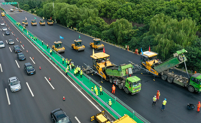 cbeb6499038444f9b7566d33d7fb3819