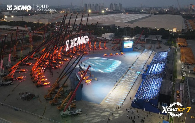 f8366f04e73e44bca55f4a98b5555d57