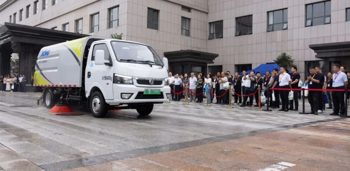 68523eb9c1b6475684a64ee854baac51