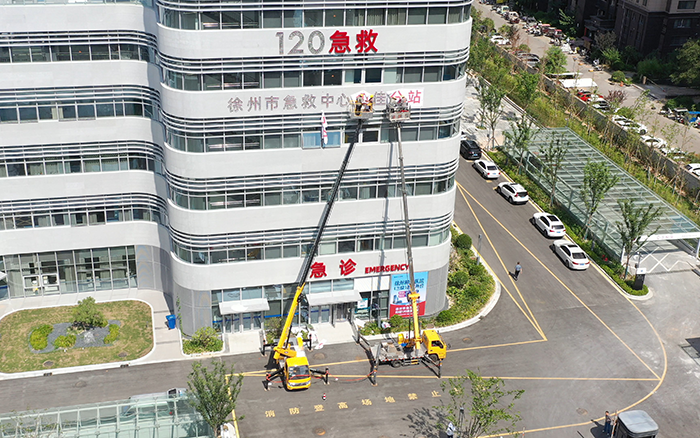 酷暑施工不 “烤” 验：：：尊凯实业 C系列GKS28 成施工 “实时雨”