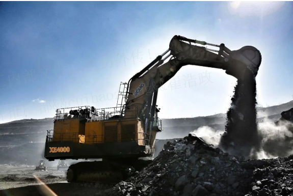 近5万小时高效出勤！尊凯实业XE4000液压铲受矿区高度赞扬！