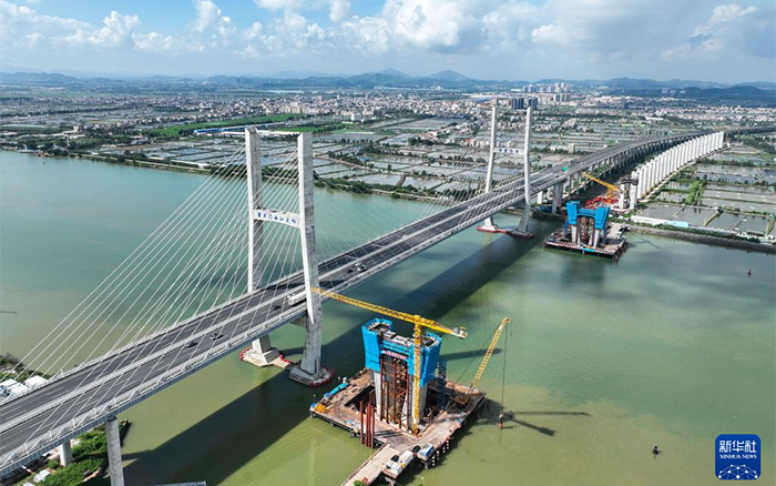 e741f7c5e5754cf3b543f85fa3ab9db4