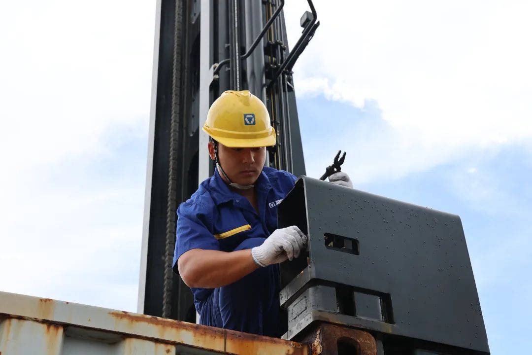 ea9c2bca532c4a8fa057759c46040174