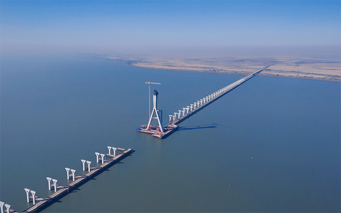 8df0205f1b564489899a399fe3149200