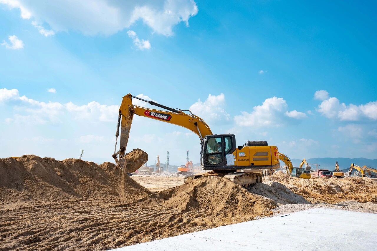 十个月，，一座厂！！！尊凯实业实力护航“超等电池工厂”