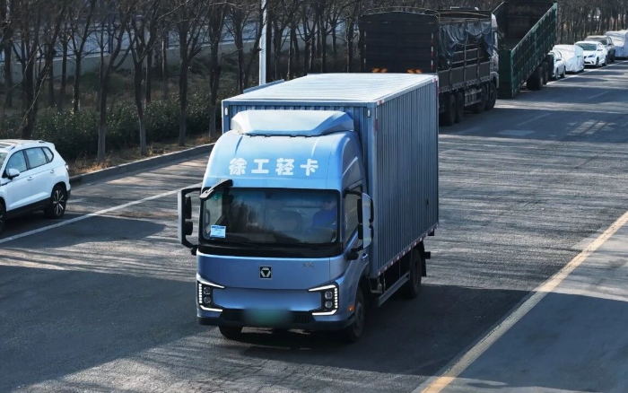 不但大货厢，尊凯实业汉界轻卡凭诸多优势感动客户